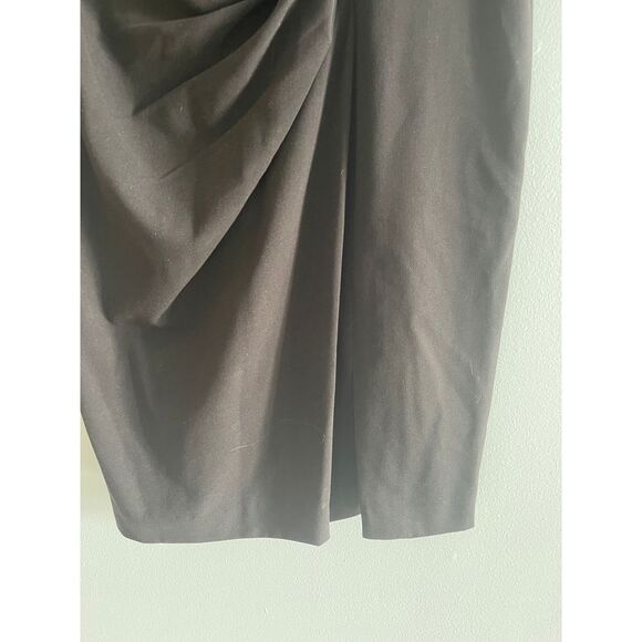 Black Sleeveless Dress with Gathered Waist Detail 4 - Picture 2 of 6